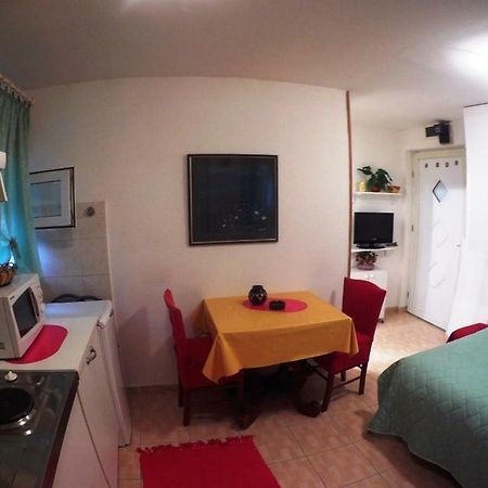 Mini Studio Split Exterior foto